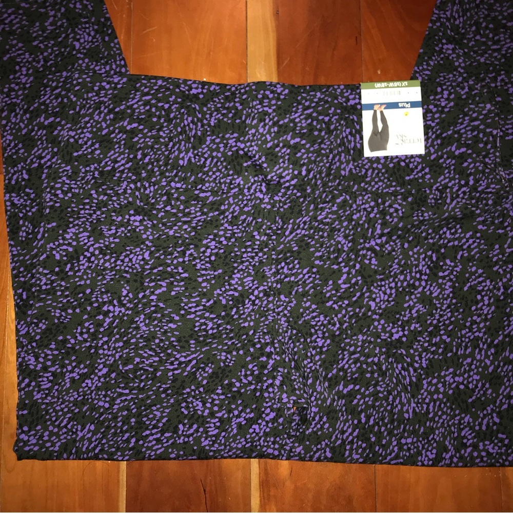 Terra & Sky Women's Plus Size High Waist Leggings NWT - Picture 3 of 4